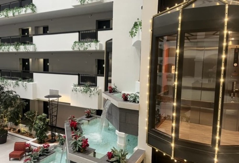 Holiday Inn Hotel & Suites Springfield, An Ihg