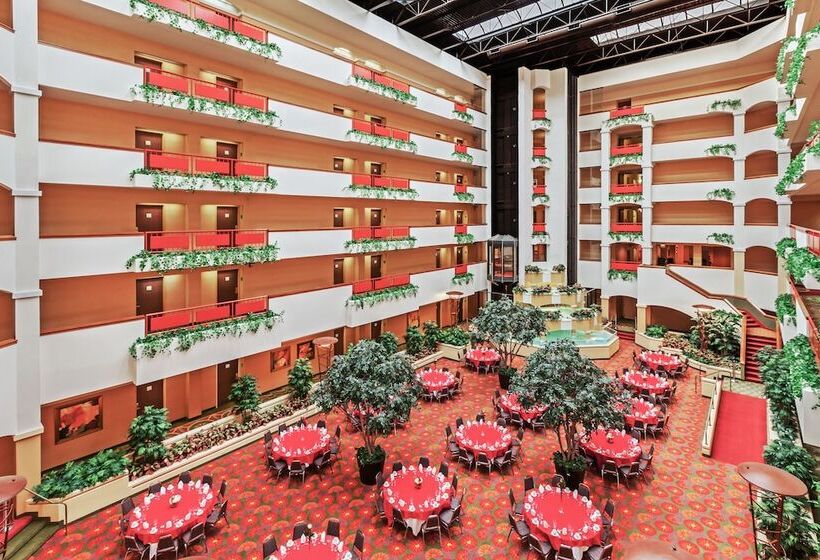 Holiday Inn Hotel & Suites Springfield, An Ihg