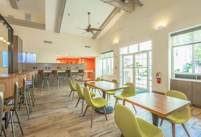 Holiday Inn Hotel And Suites Peachtree City, An Ihg