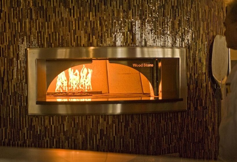 Holiday Inn Bar Harbor Regency Hotel, An Ihg