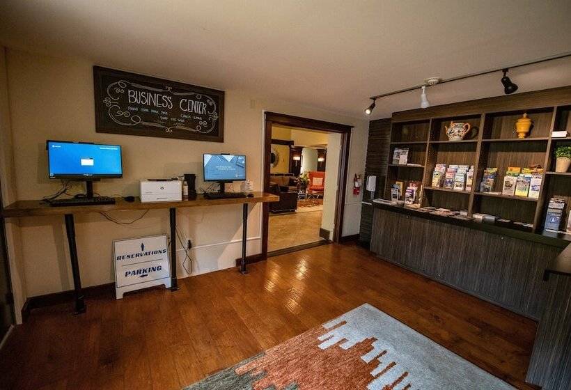 Holiday Inn Bar Harbor Regency Hotel, An Ihg