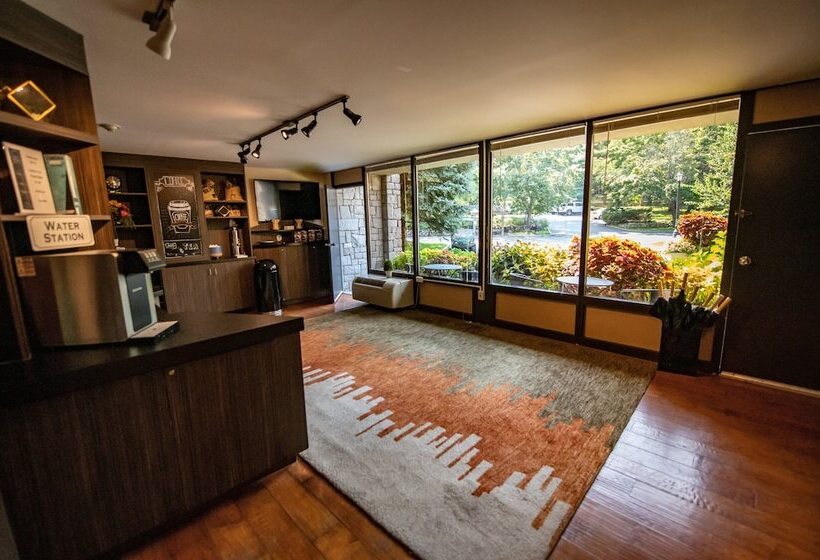 Holiday Inn Bar Harbor Regency Hotel, An Ihg