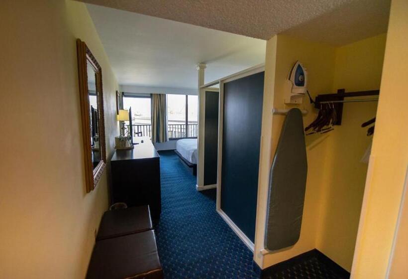 Holiday Inn Bar Harbor Regency Hotel, An Ihg