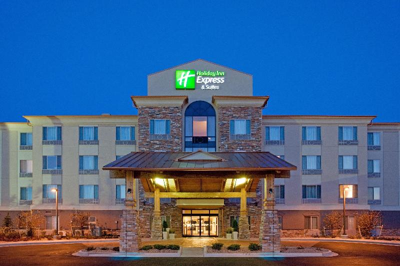 호텔 Holiday Inn Express & Suites Denver Airport, An Ihg