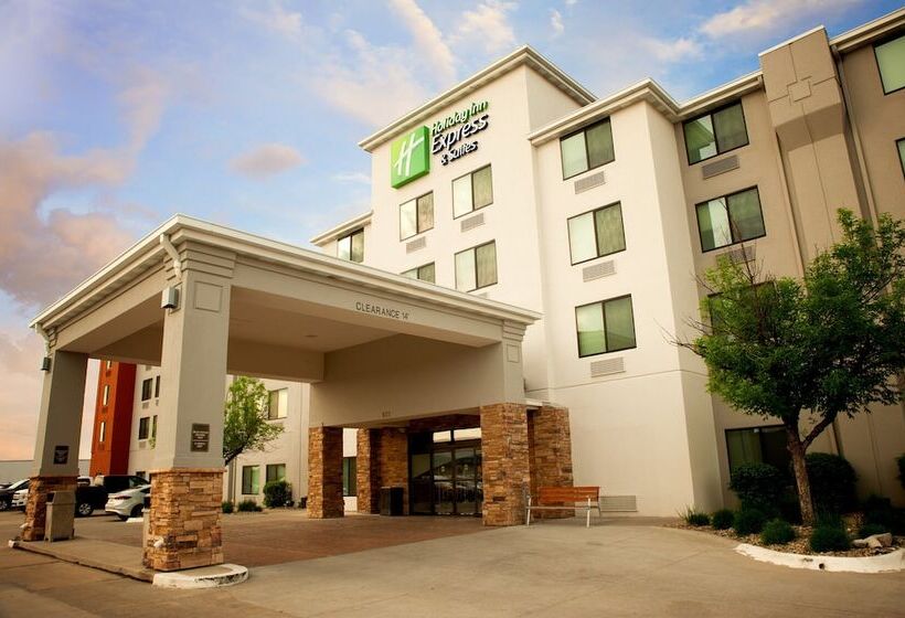 Holiday Inn Express Hotel & Suites Norfolk, An Ihg