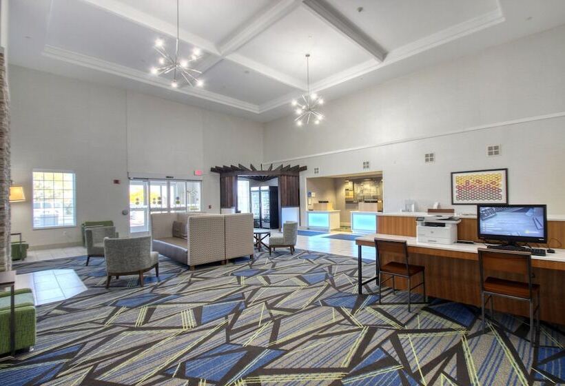 Holiday Inn Express Hotel & Suites Oshkosh   State Route 41, An Ihg