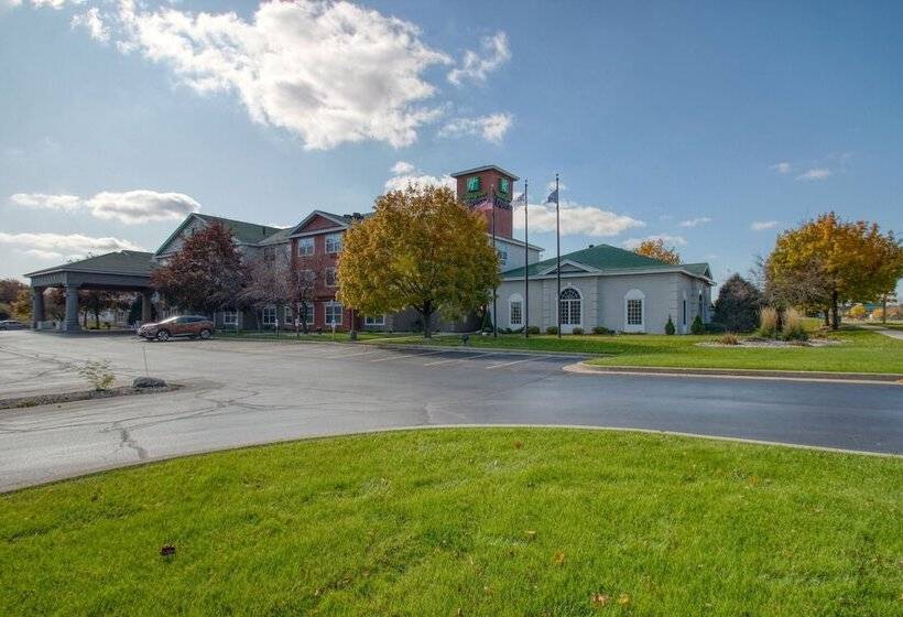 Holiday Inn Express Hotel & Suites Oshkosh   State Route 41, An Ihg