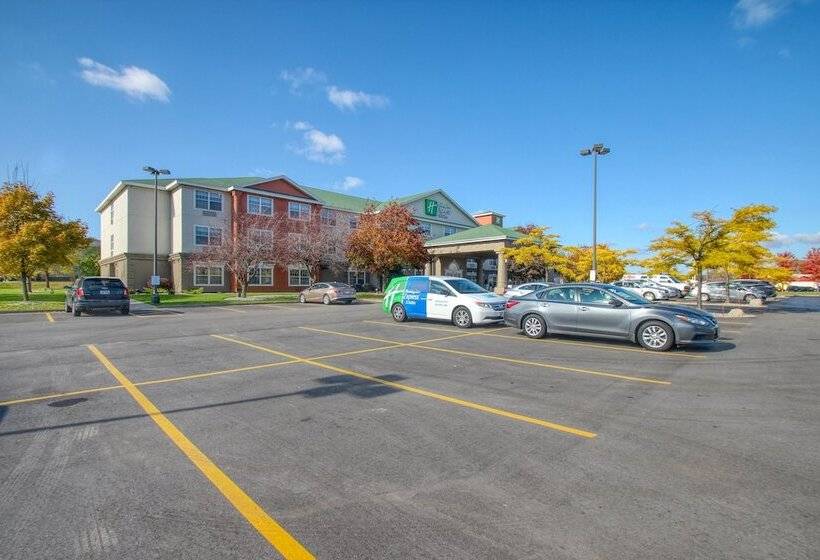 Holiday Inn Express Hotel & Suites Oshkosh   State Route 41, An Ihg