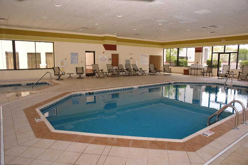 Holiday Inn Express Hotel & Suites Pigeon Forge, An Ihg