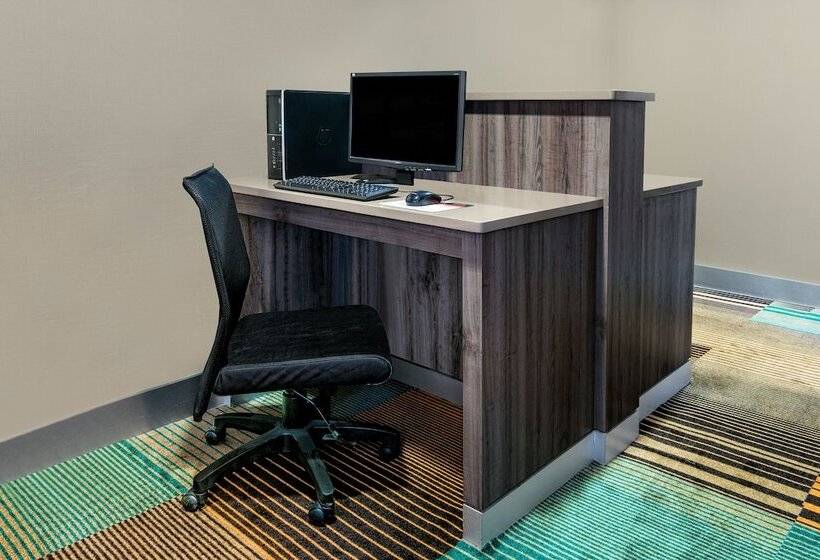 Holiday Inn Express Hotel And Suites Fort Worth/i 20