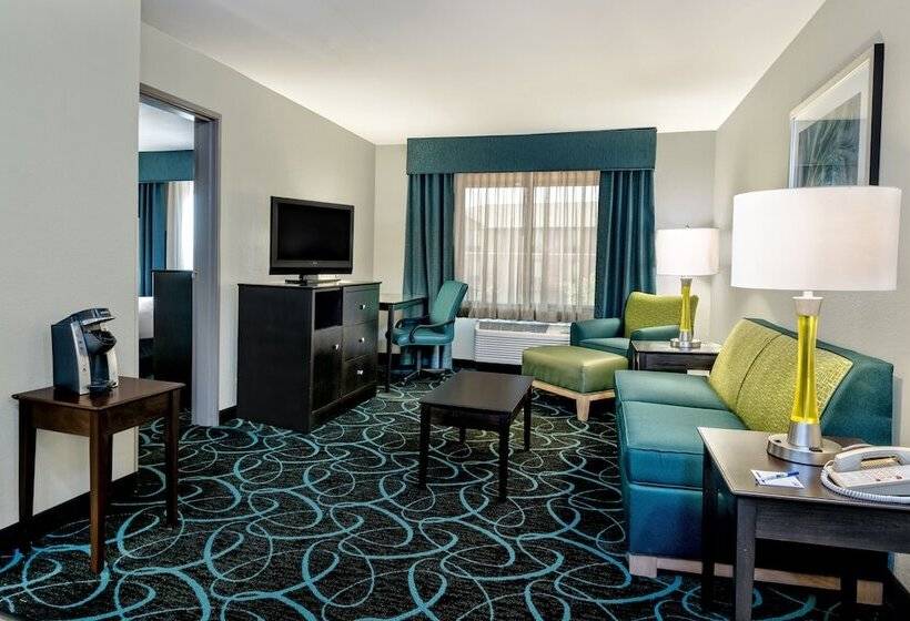 Holiday Inn Express Hotel And Suites Fort Worth/i 20