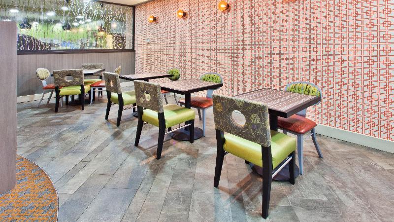 ホテル Holiday Inn Express Atlanta Galleria Ballpark Area, An Ihg