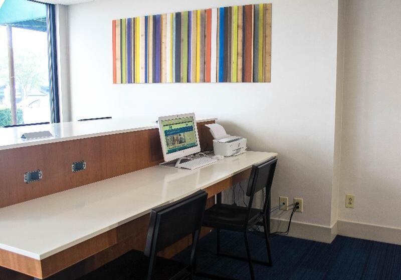 فندق Holiday Inn Express Atlanta W  Douglasville, An Ihg