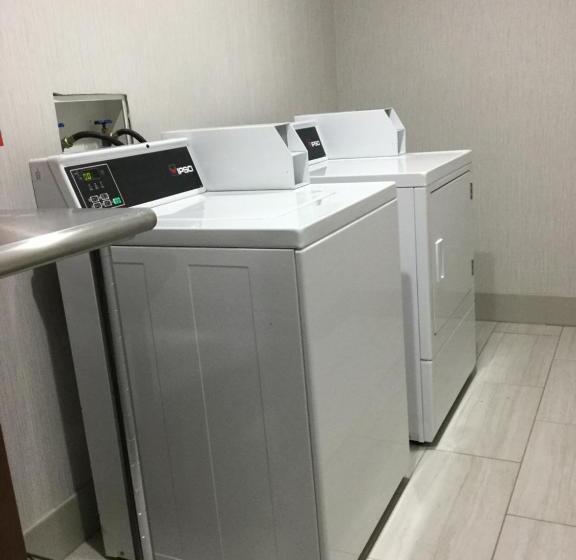 בית מלון כפרי Holiday Inn Express Easton, An Ihg