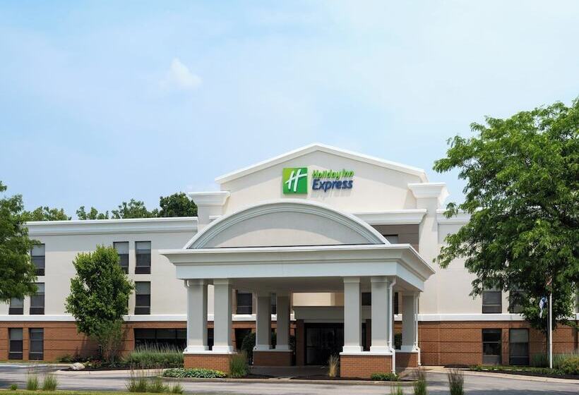 فندق Holiday Inn Express Indianapolis Airport, An Ihg