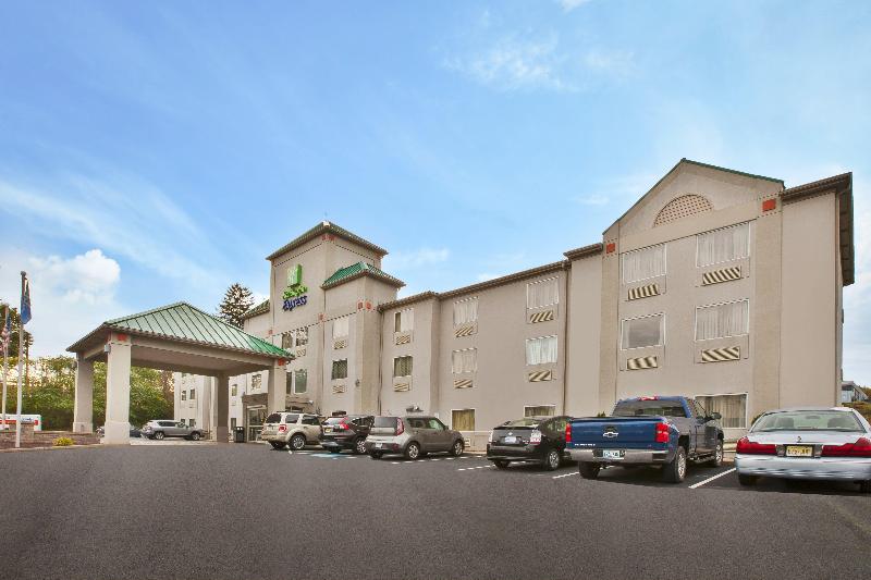 ホテル Holiday Inn Express Irwin Pa Tpk Exit 67, An Ihg