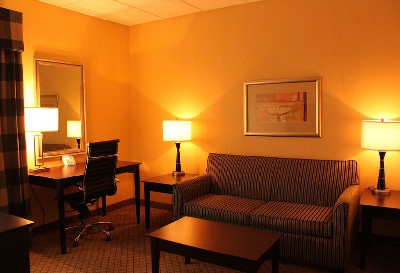 ホテル Holiday Inn Express Lewisburg   New Columbia, An Ihg