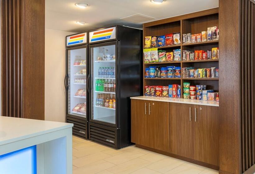 فندق Holiday Inn Express Milwaukee   West Medical Center, An Ihg