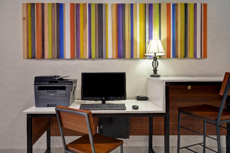 ホテル Holiday Inn Express & Suites Allentown Dorney Park Area, An Ihg