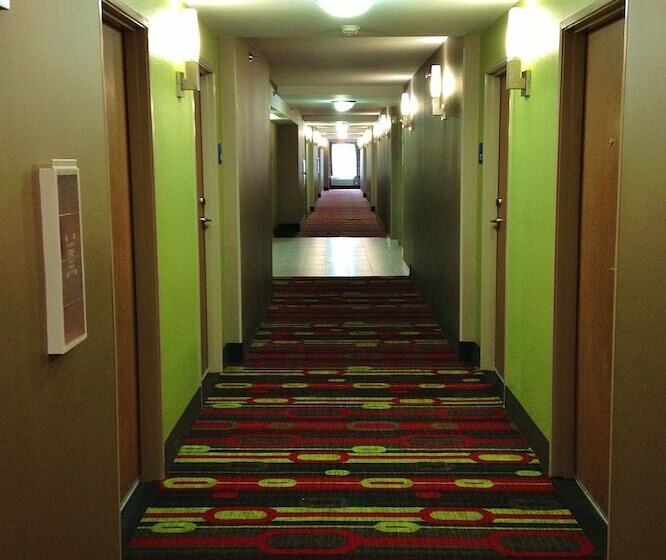 فندق Holiday Inn Express & Suites Jackson Downtown   Coliseum, An Ihg