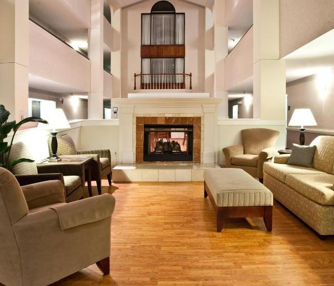 فندق Holiday Inn Express & Suites Milton East I 10, An Ihg