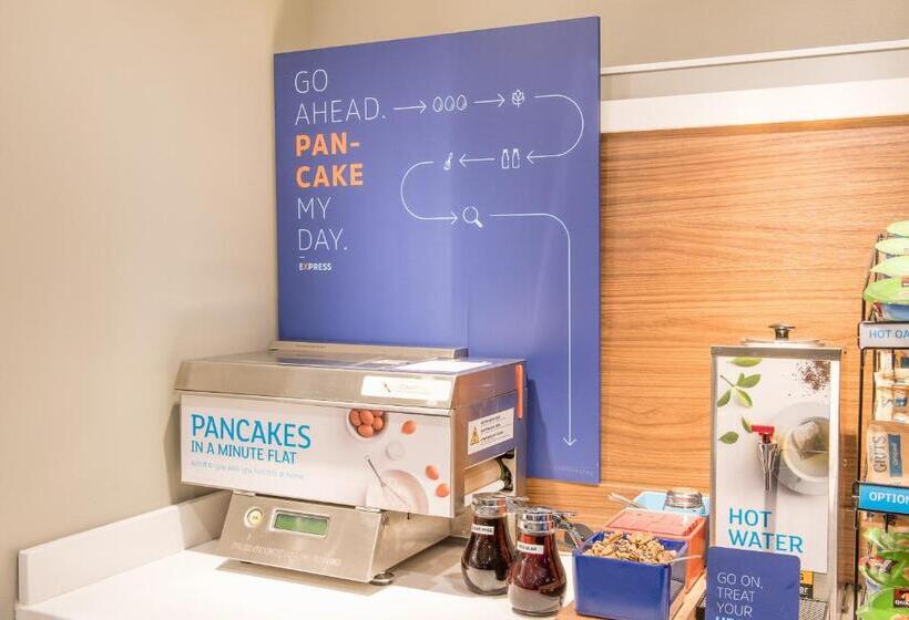 فندق Holiday Inn Express & Suites Milton East I 10, An Ihg