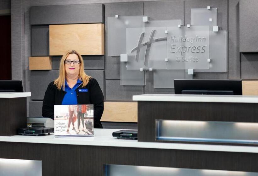 فندق Holiday Inn Express & Suites Milton East I 10, An Ihg