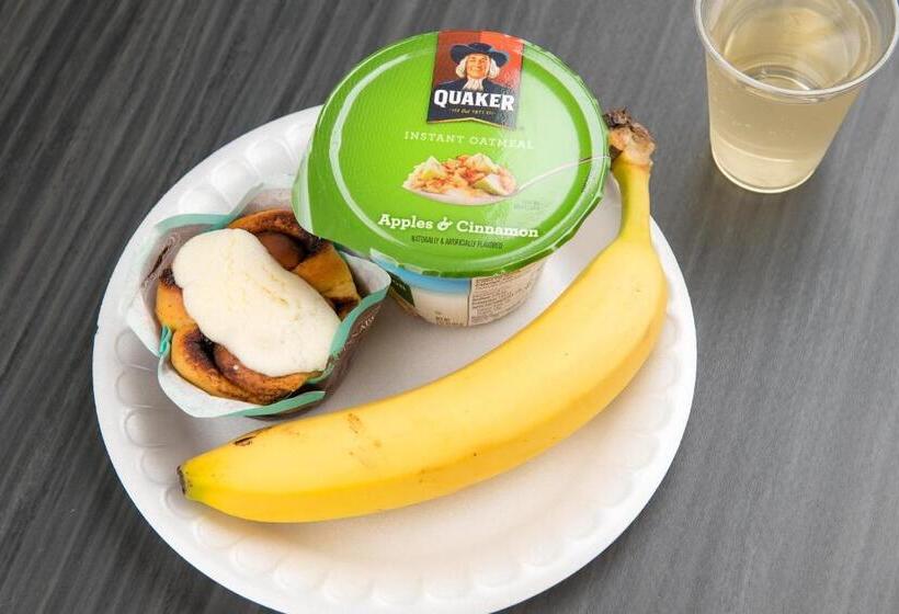 فندق Holiday Inn Express & Suites Milton East I 10, An Ihg