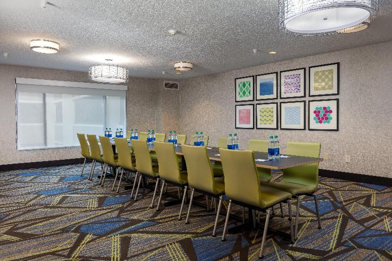 فندق Holiday Inn Express & Suites Milton East I 10, An Ihg