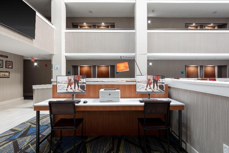 فندق Holiday Inn Express & Suites Milton East I 10, An Ihg