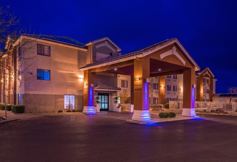 בית מלון כפרי Holiday Inn Express Westley, An Ihg