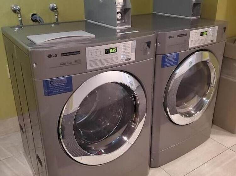 בית מלון כפרי Holiday Inn Express Westley, An Ihg