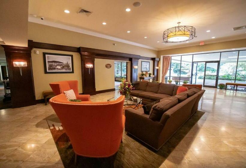 Holiday Inn Bar Harbor Regency Hotel, An Ihg