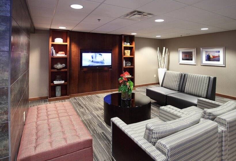 ホテル Holiday Inn & Suites Duluth Downtown, An Ihg