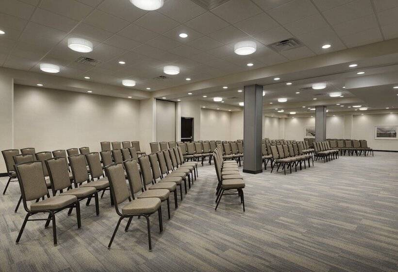 ホテル Holiday Inn & Suites Duluth Downtown, An Ihg