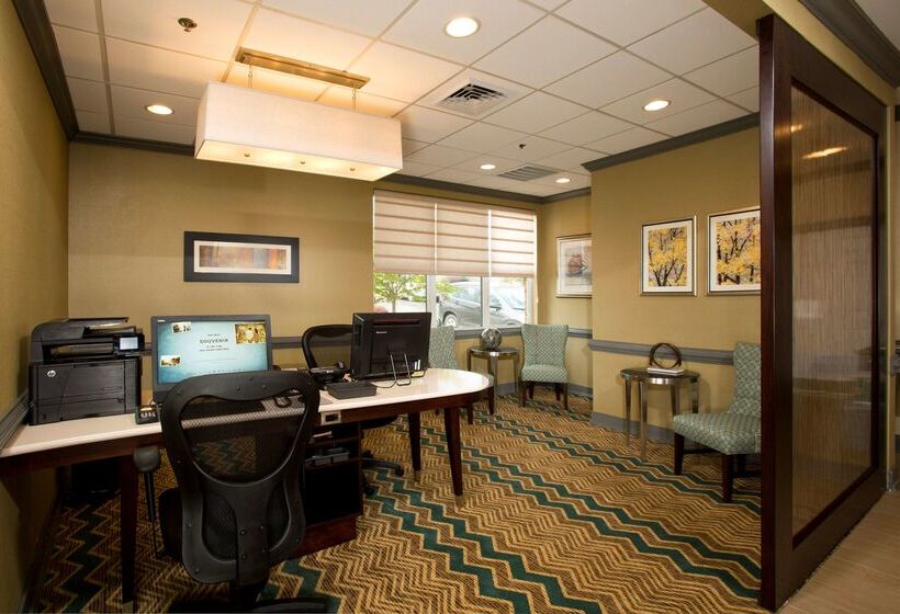 فندق Homewood Suites By Hilton Alexandria / Pentagon South