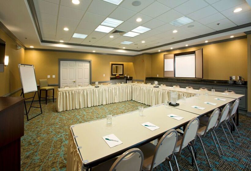 فندق Homewood Suites By Hilton Alexandria / Pentagon South