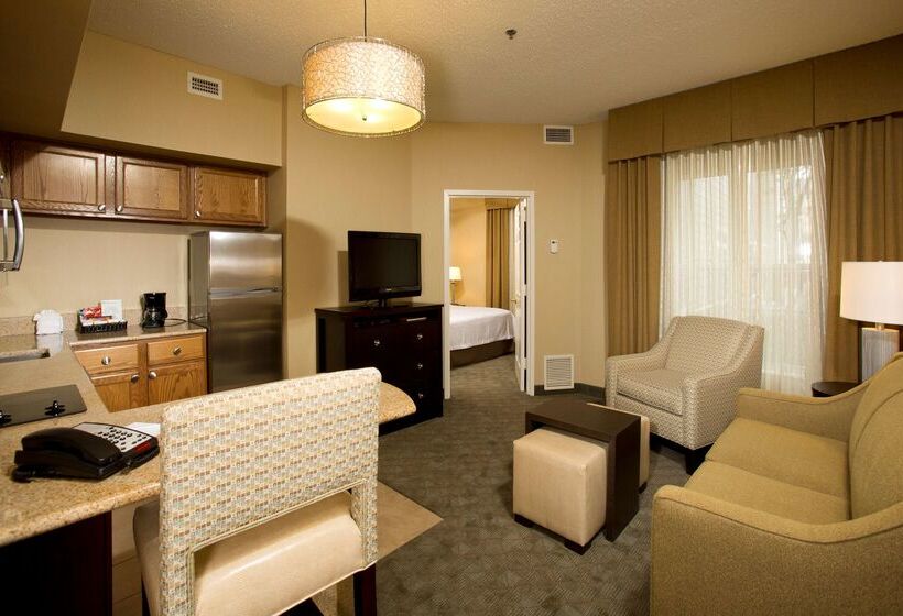 فندق Homewood Suites By Hilton Alexandria / Pentagon South