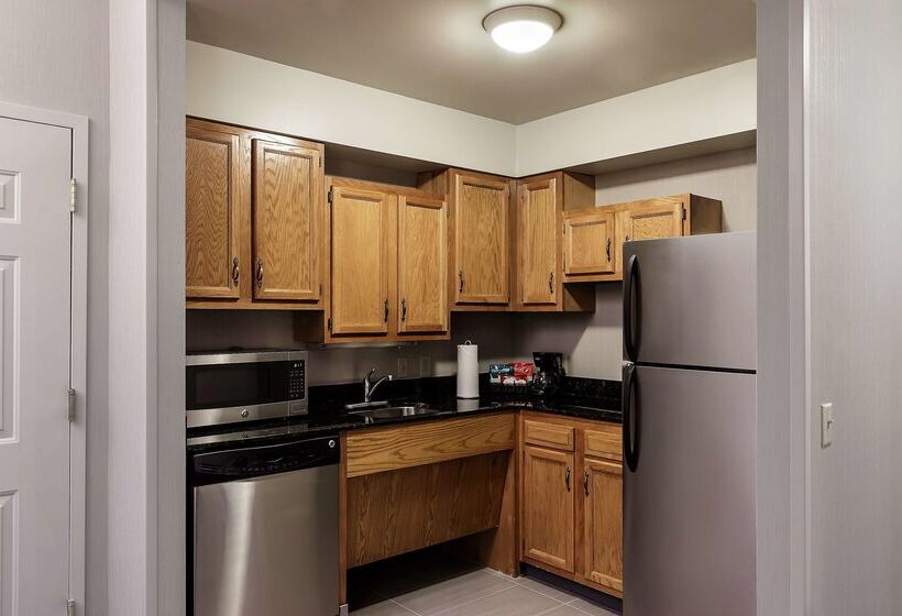 Отель Homewood Suites By Hilton Buffaloairport