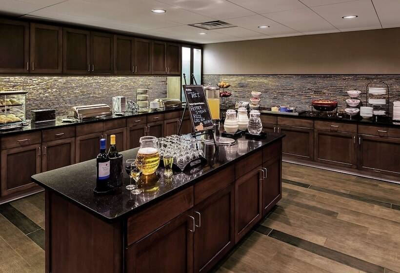 Отель Homewood Suites By Hilton Buffaloairport