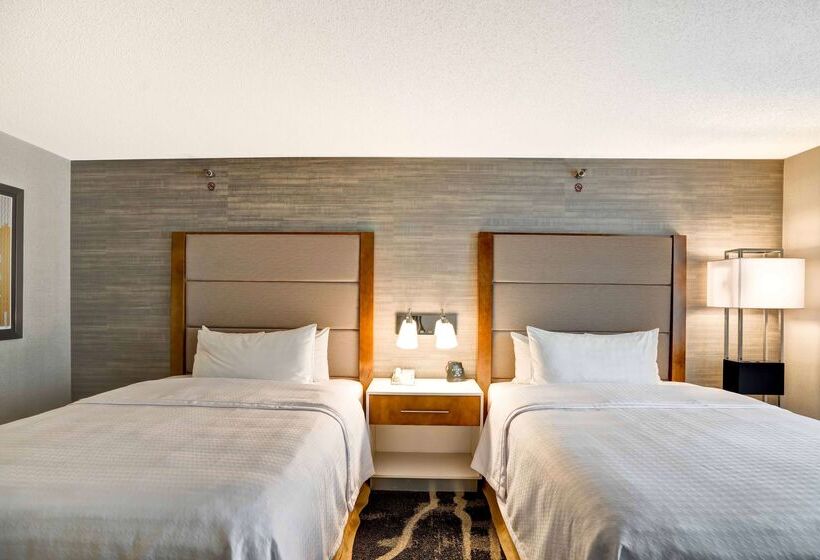 هتل Homewood Suites By Hilton Chicagodowntown