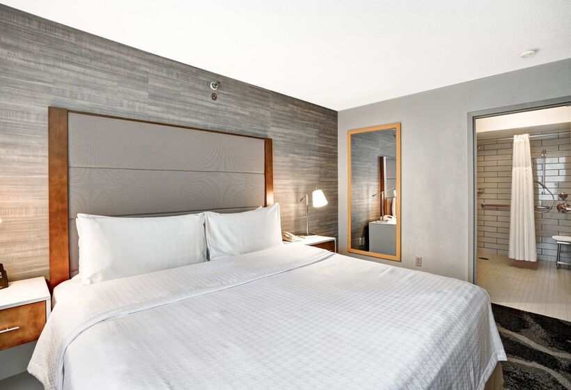 هتل Homewood Suites By Hilton Chicagodowntown