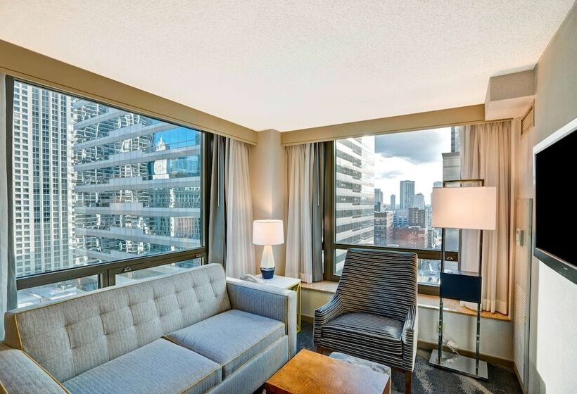 هتل Homewood Suites By Hilton Chicagodowntown