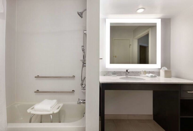 فندق Homewood Suites By Hilton St. Petersburg Clearwater