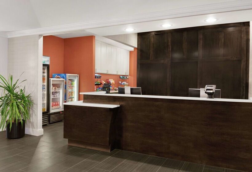 فندق Addison Suites