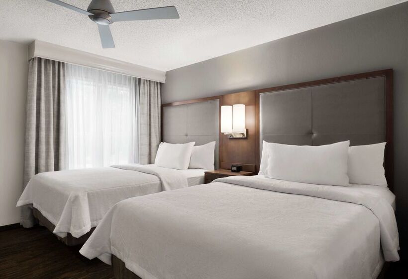 فندق Addison Suites