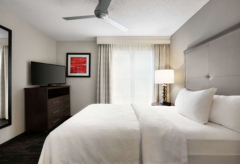 فندق Addison Suites