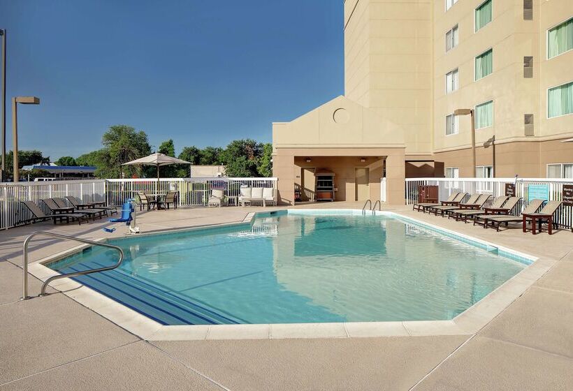 Отель Homewood Suites By Hilton Dallasmarket Center