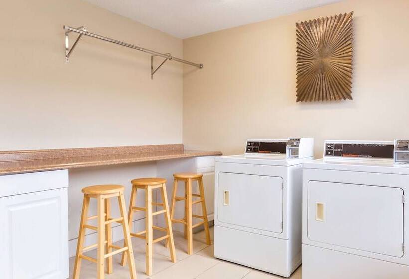 فندق Homewood Suites By Hilton Grand Rapids