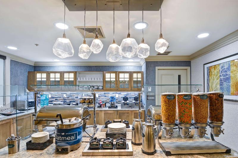 هتل Homewood Suites By Hilton Windsor Locks Hartford